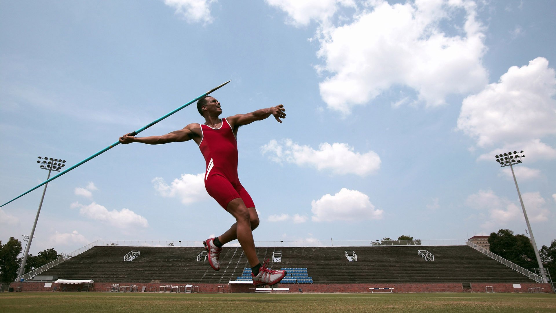 九游网游官网-女足职业化水平提升逐步缩小与世界强队差距，女足前景